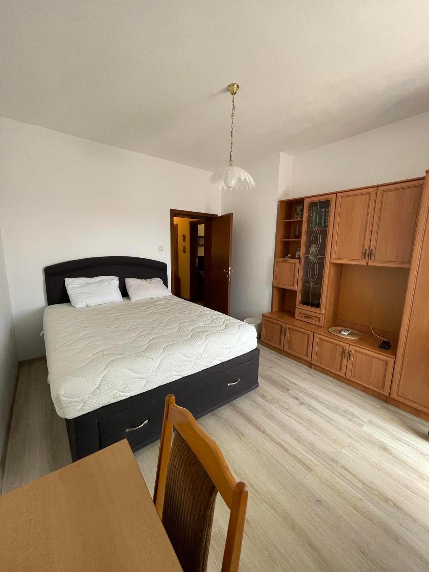 Sunny Cozy Flat In The Centre, Close To Beach, 4 Rooms, 105Sqm Warna Zewnętrze zdjęcie